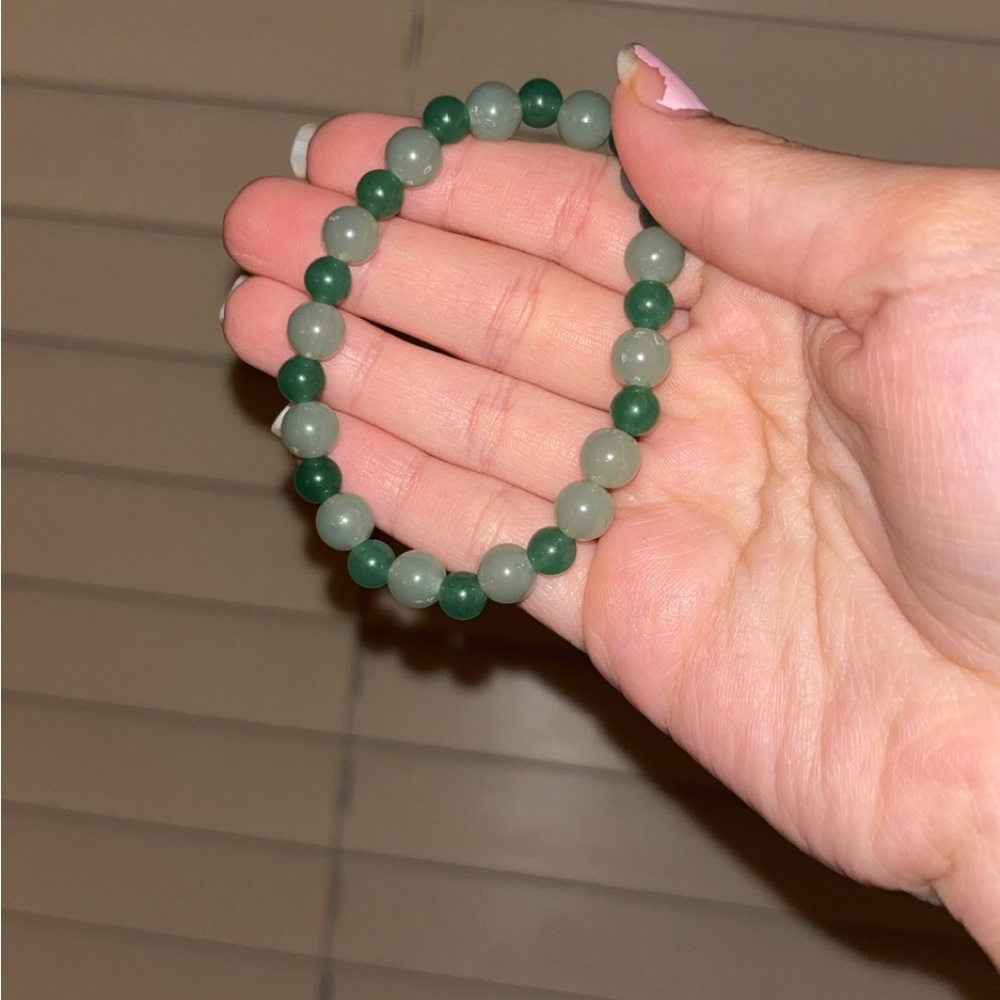 Handmade 8mm and 6mm green aventurine bracelet💚